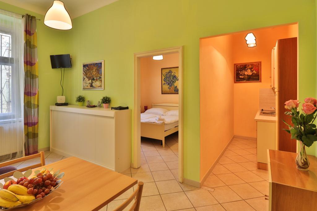 Apartment Na Kozacce 6 Prag Oda fotoğraf