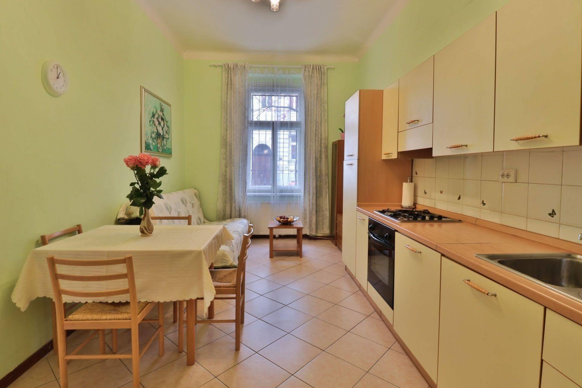 Apartment Na Kozacce 6 Prag Dış mekan fotoğraf